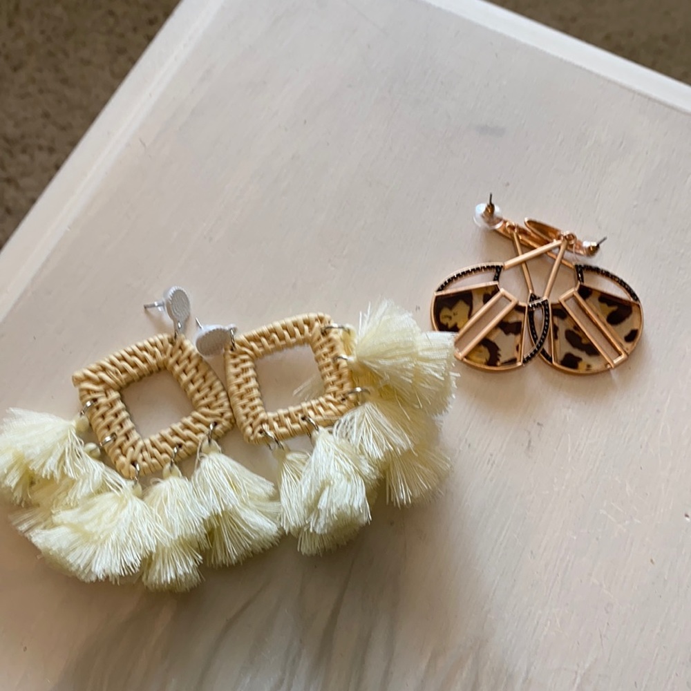 Two pairs of earrings